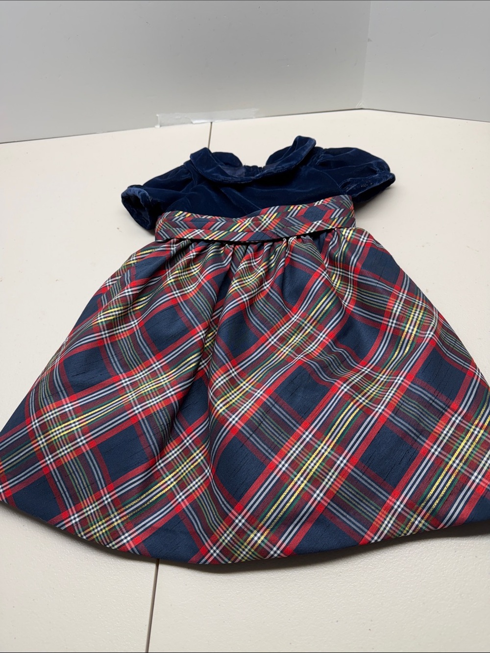 Gymboree Navy Velvet Top Red Plaid Skirt Holiday Dress. NWOT, size 18-24M